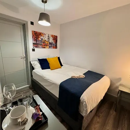 Camden Luxury Studio Flats And En-Suit Rooms London Exterior foto