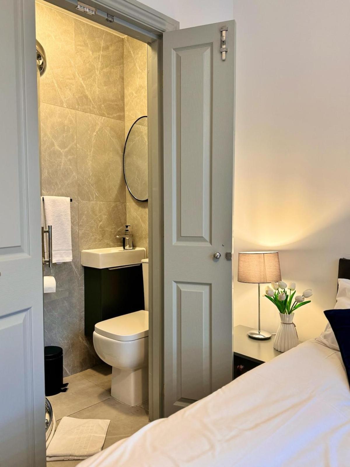 Camden Luxury Flats And En-suit Апартаменты