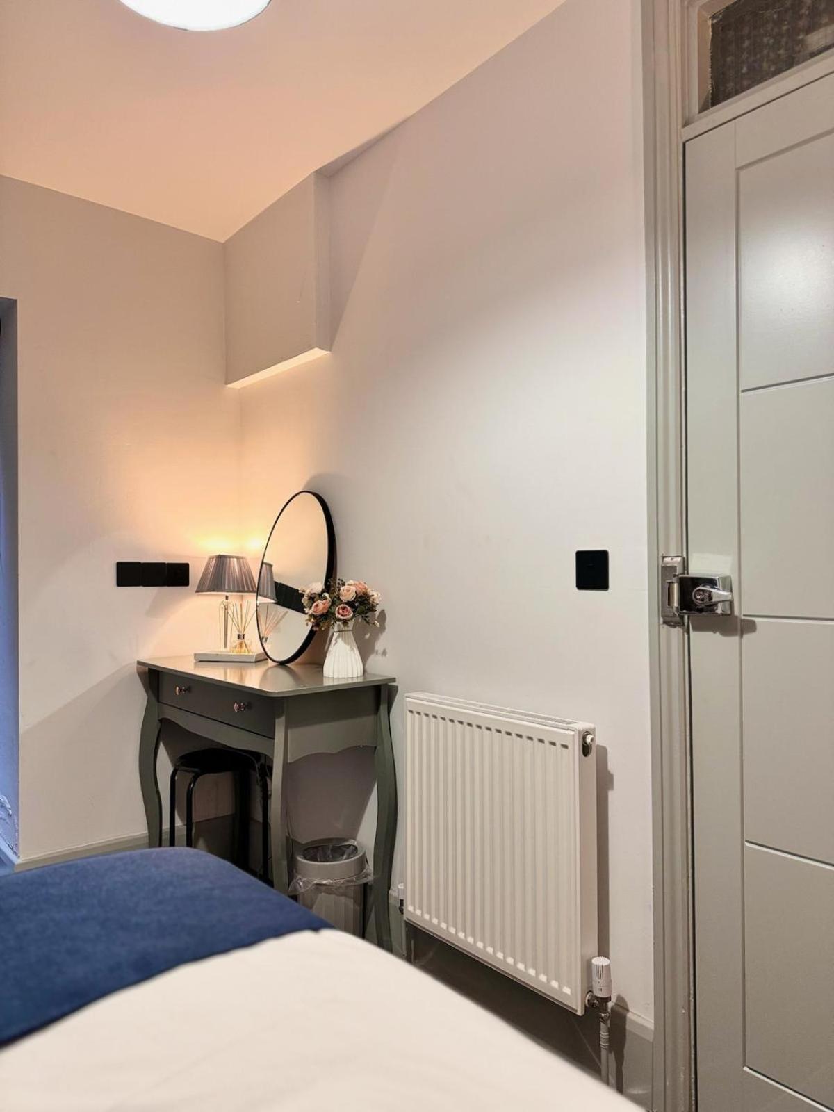 Апартаменты Camden Luxury Flats And En-suit