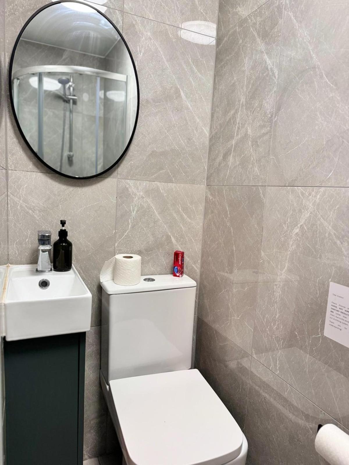 Camden Luxury Flats And En-suit Лондон