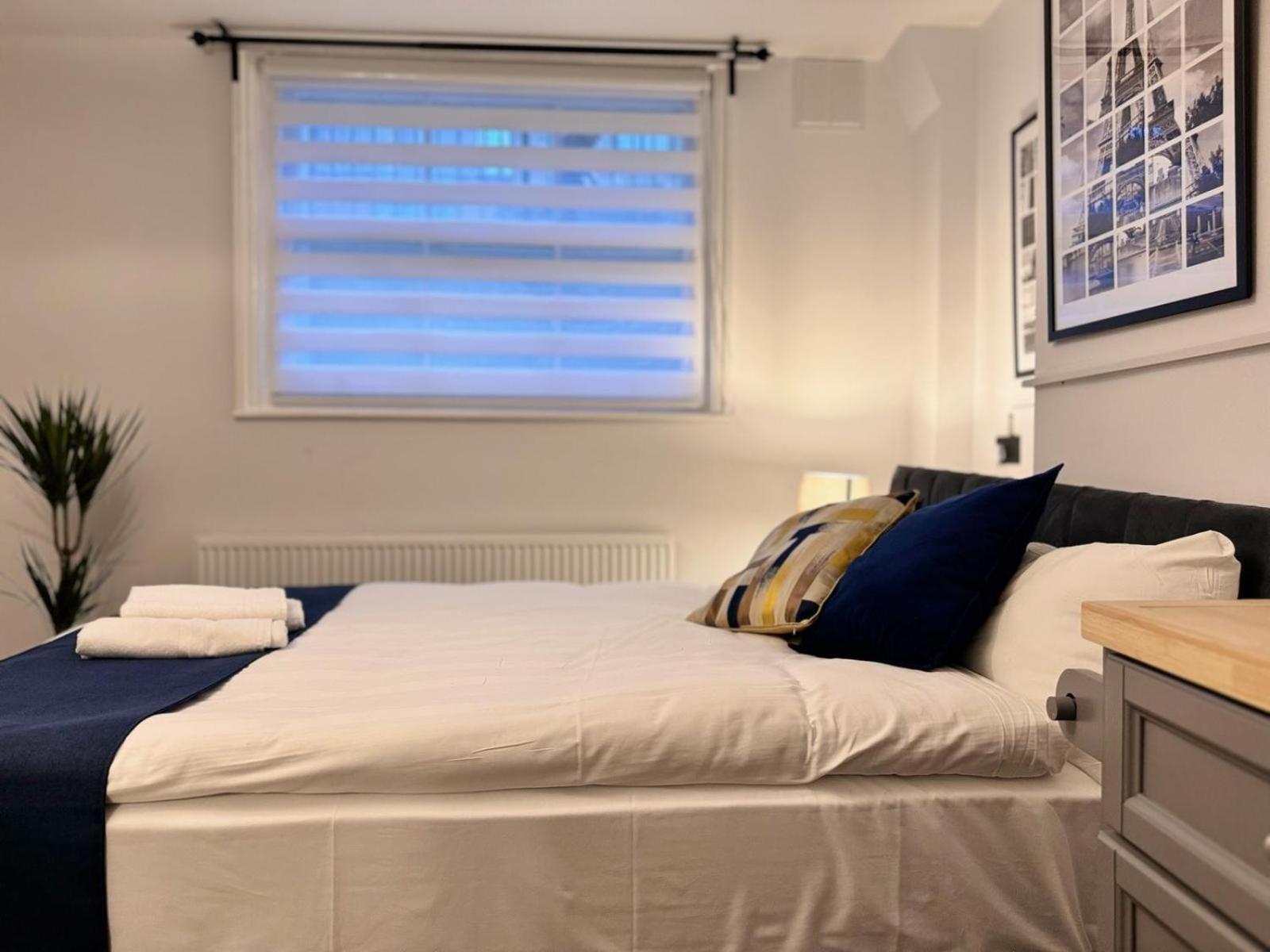 Апартаменты Camden Luxury Flats And En-suit *