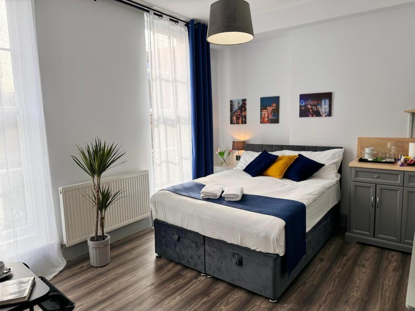 Апартаменты Camden Luxury Flats And En-suit Лондон